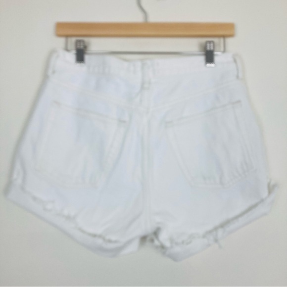AGOLDE Parker Long white denim cut off shorts. Size 27. - Picture 4 of 6